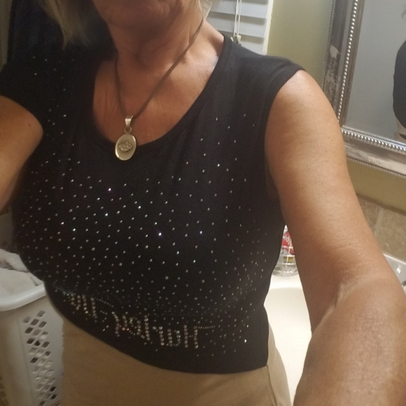 Final price Womens New HD top - Picture 1 of 4